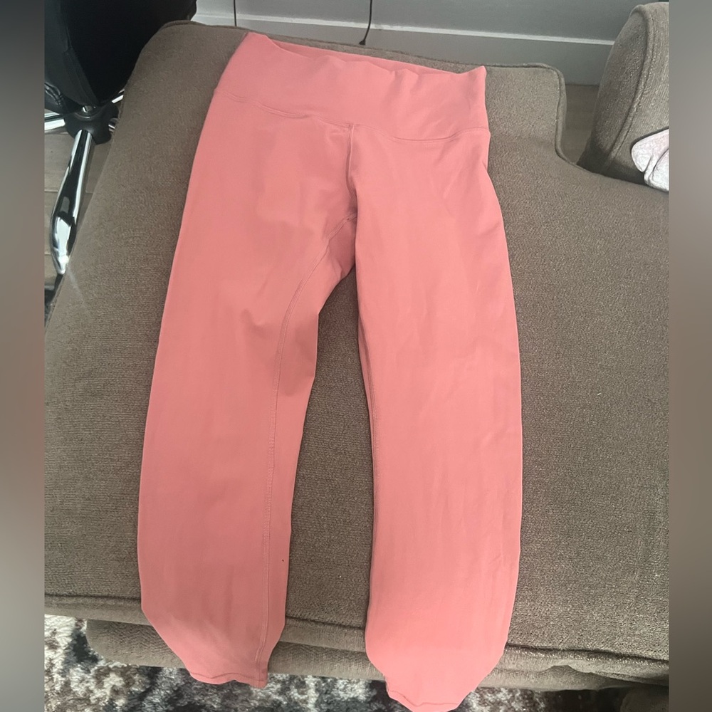 Lululemon wunder under